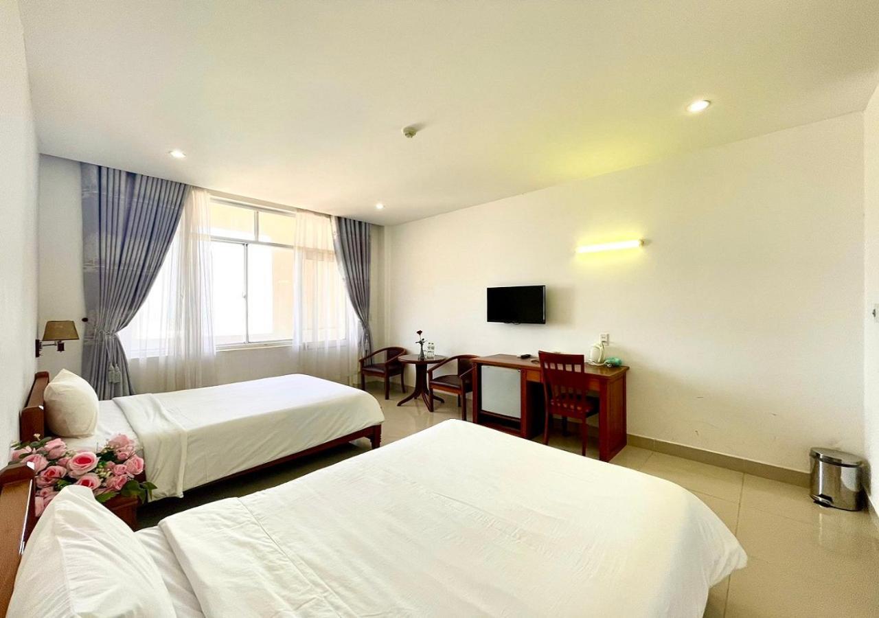 My Khe 2 Da Nang Seafront Hotel Exterior foto